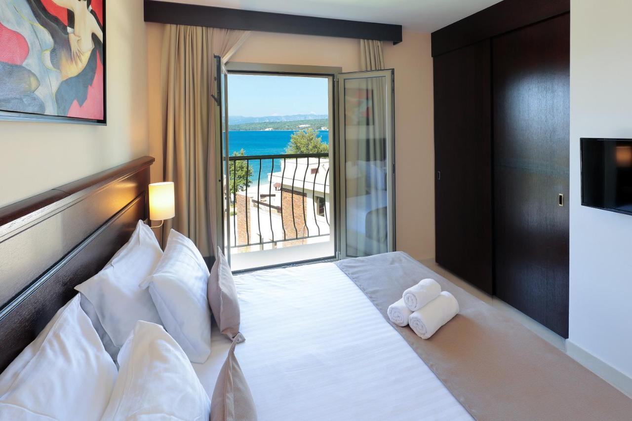 Blue Waves Resort Malinska Ngoại thất bức ảnh