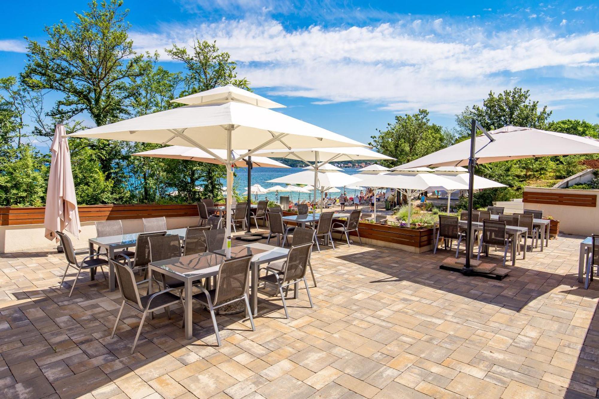 Blue Waves Resort Malinska Ngoại thất bức ảnh